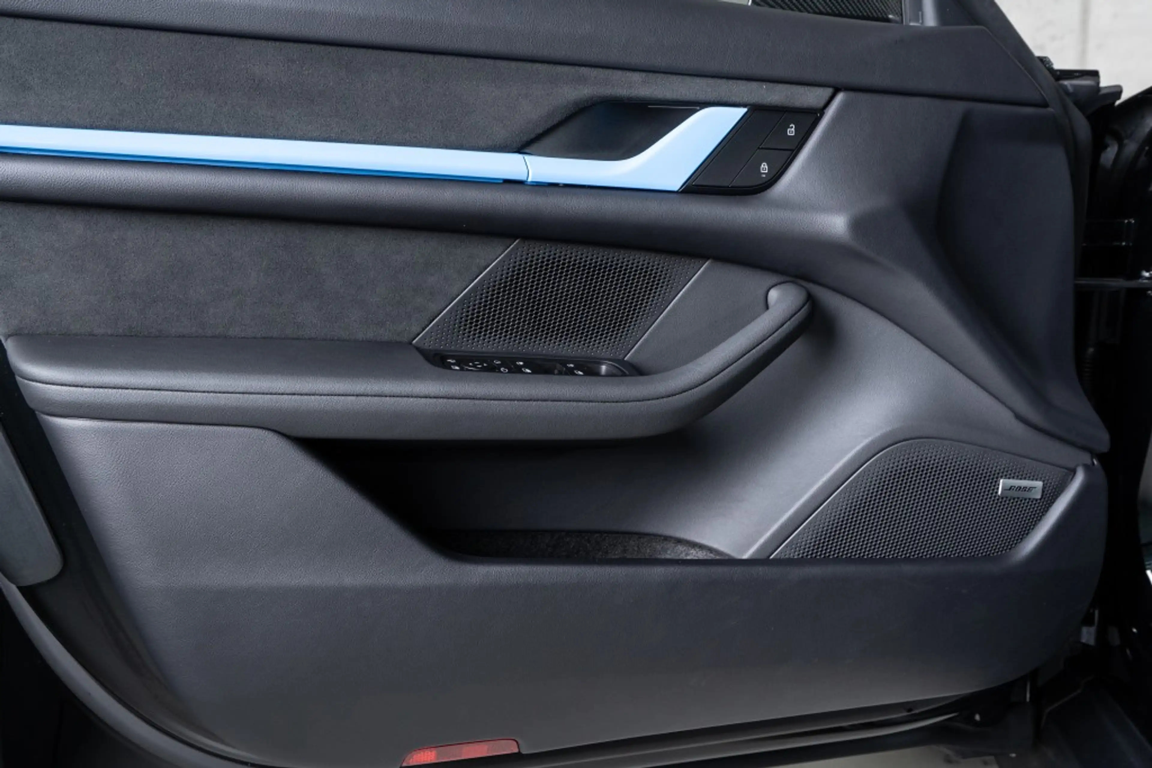Porsche Taycan Turbo GT WEISSACH-PACKET ON STOCK! — photo 15