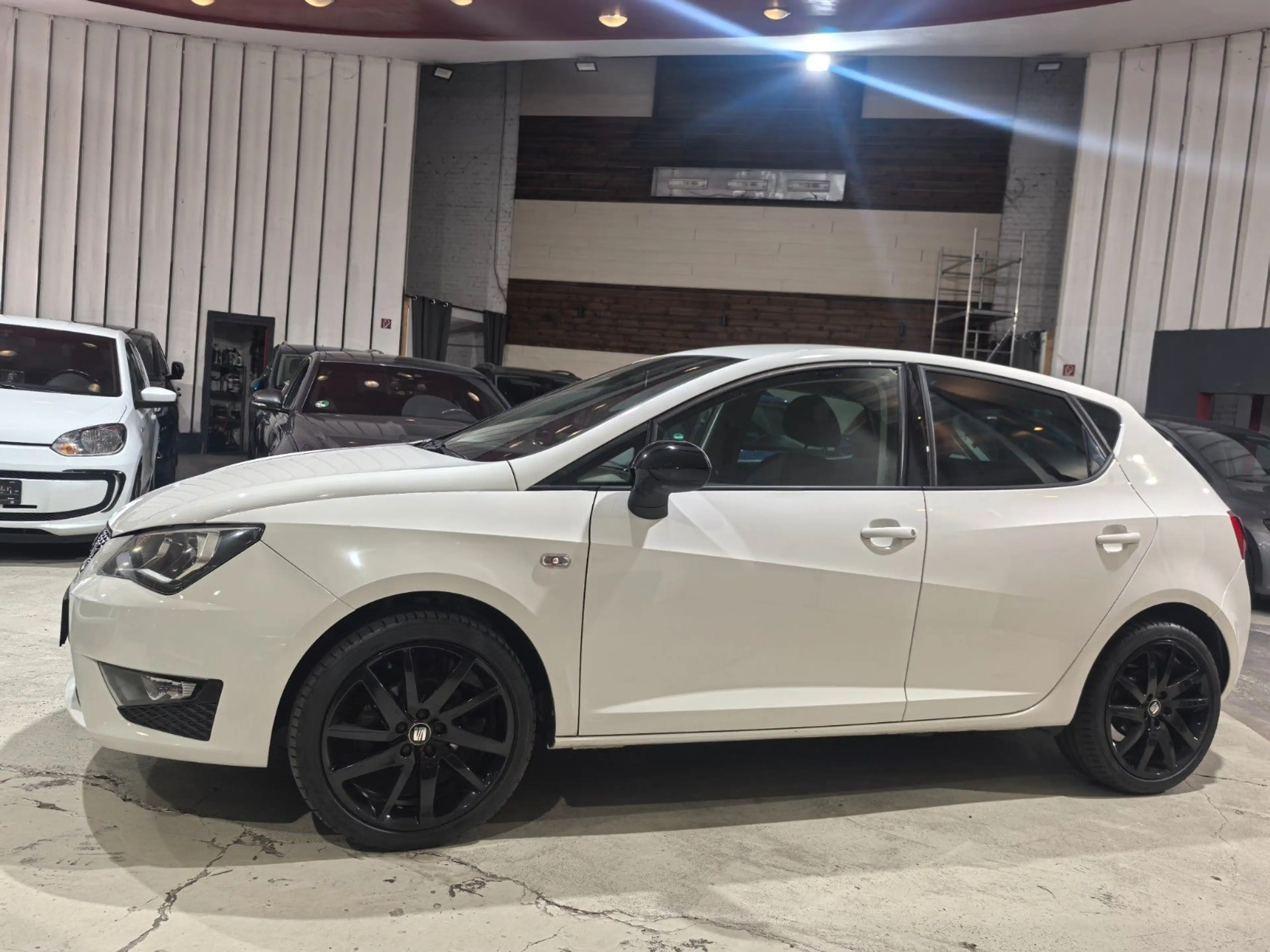 SEAT Ibiza FR 1.Hand / Erst 47 Tkm! — photo 3
