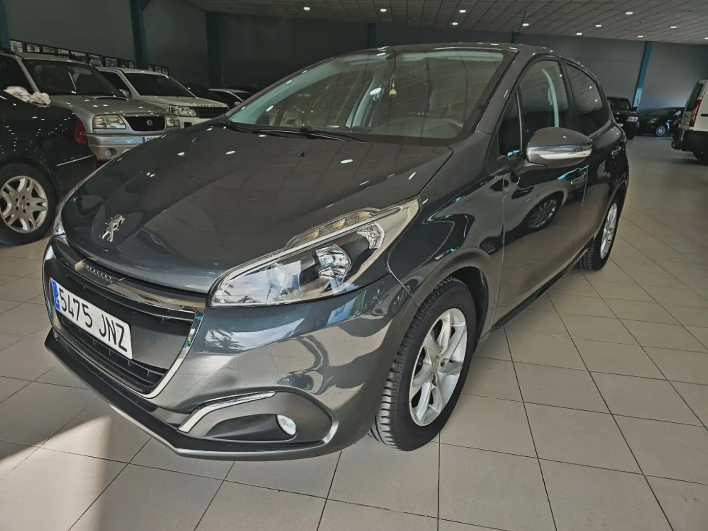 Peugeot 208 1.2 PureTech Access 82 Gris - 1