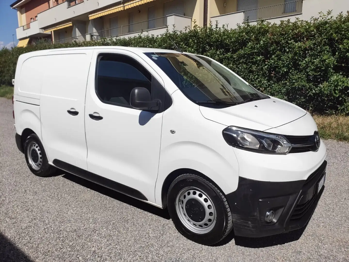 Toyota Proace Proace 1.6D S PC-TN Furgone Euro 6 Blanc - 1