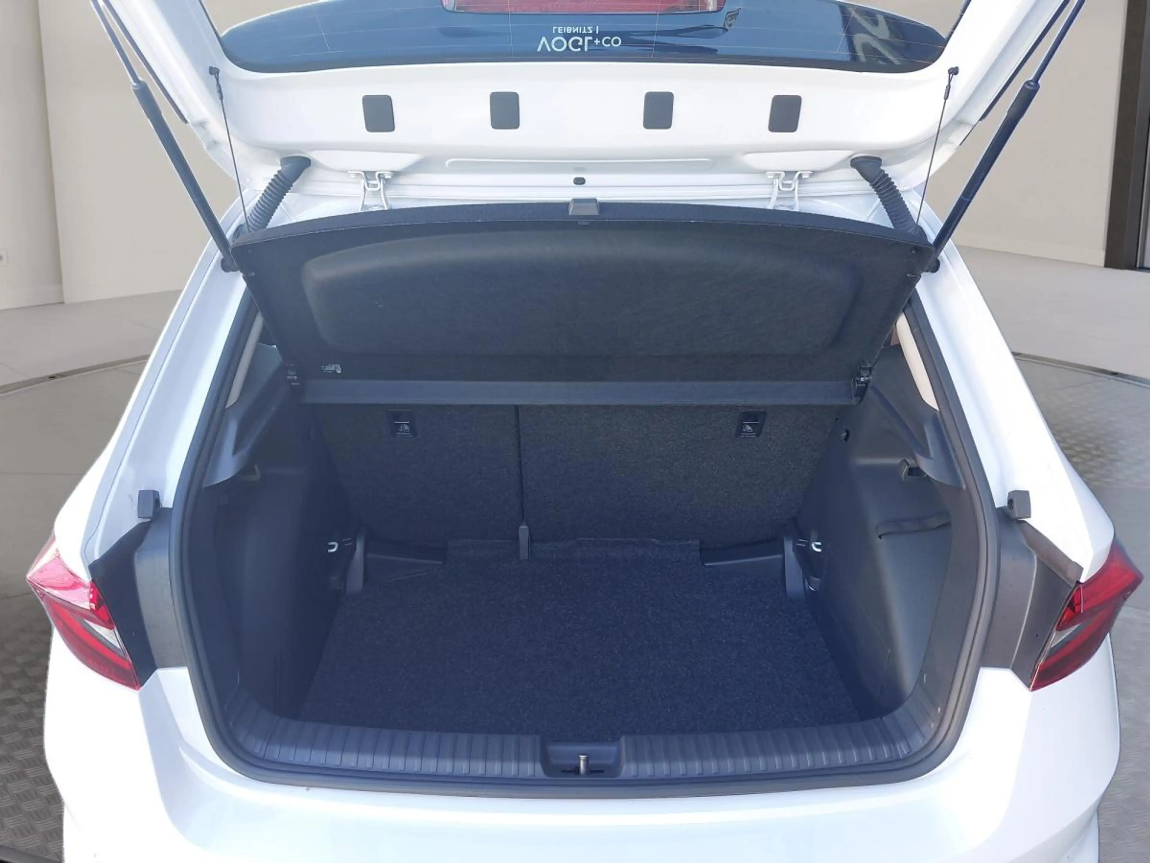Skoda Fabia Selection 1.0 MPI — photo 12