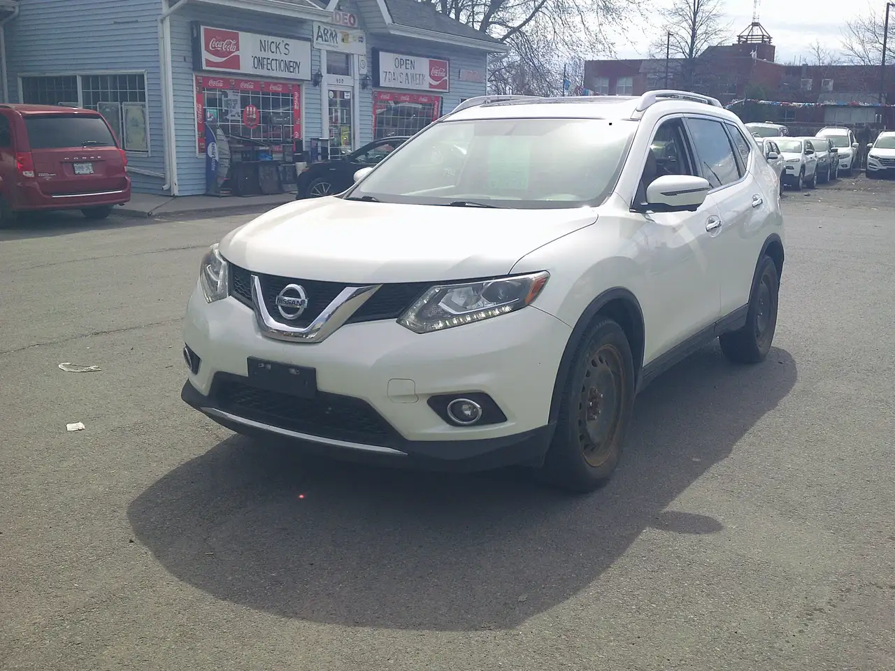 Nissan Rogue снимка Nissan Rogue