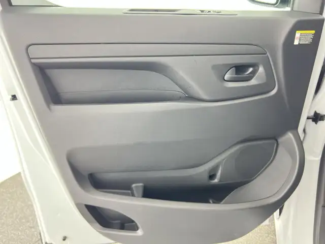 Opel Vivaro view 11