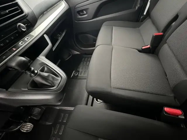 Opel Vivaro view 14