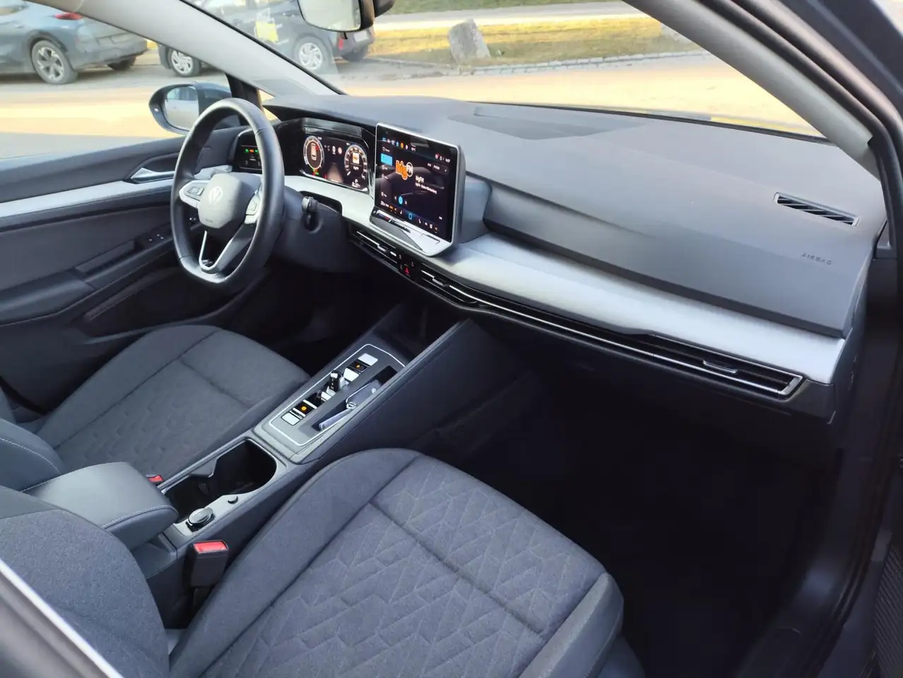 Volkswagen Golf 1.5 eTSI Variant DSG Life SHZ ACC PDC, миниатюра 9
