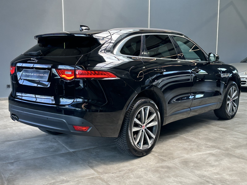 Jaguar F-Pace R-Sport 20d AWD — photo 4