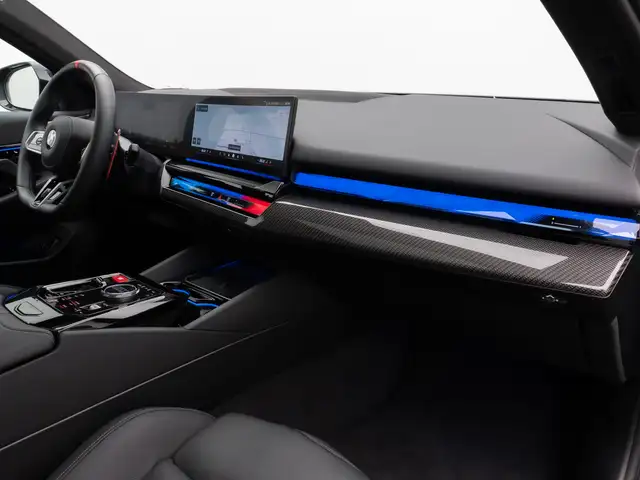 BMW M5 view 18