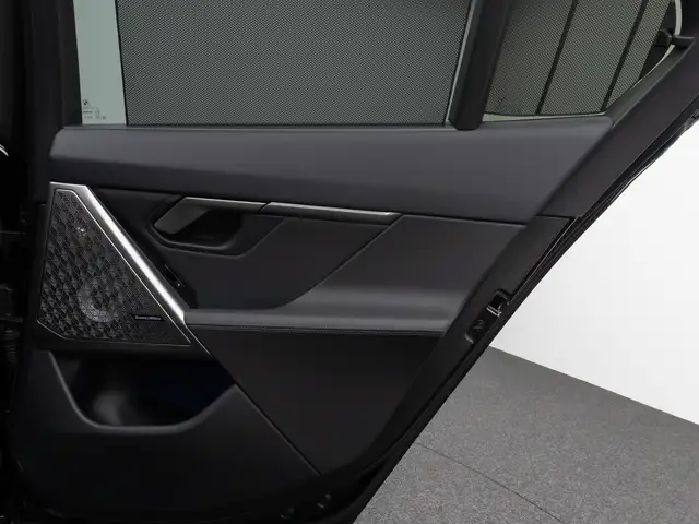 BMW M5 view 27