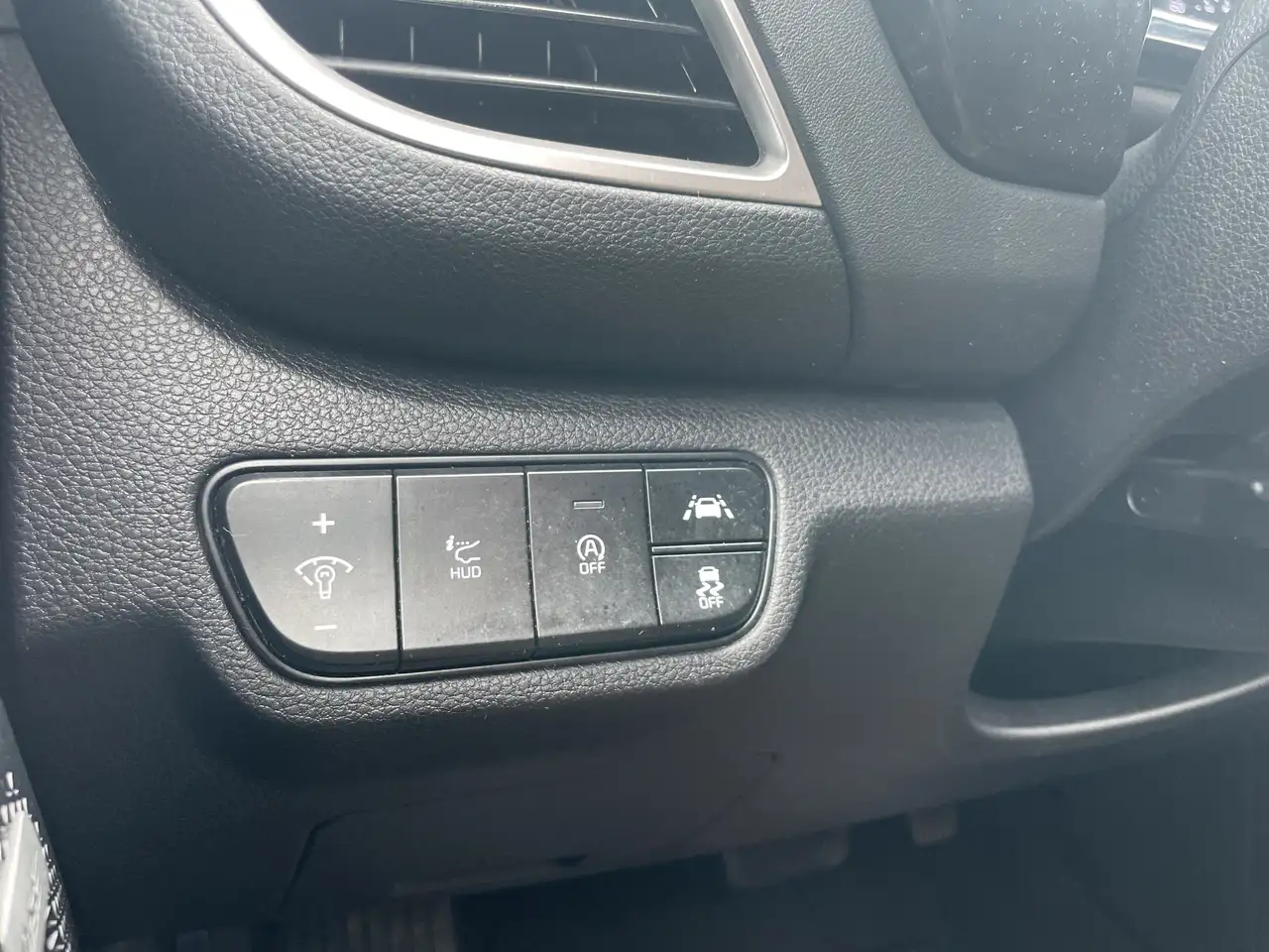 Kia Seltos снимка Kia Seltos