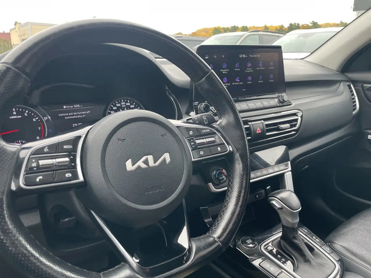 Kia Seltos снимка Kia Seltos
