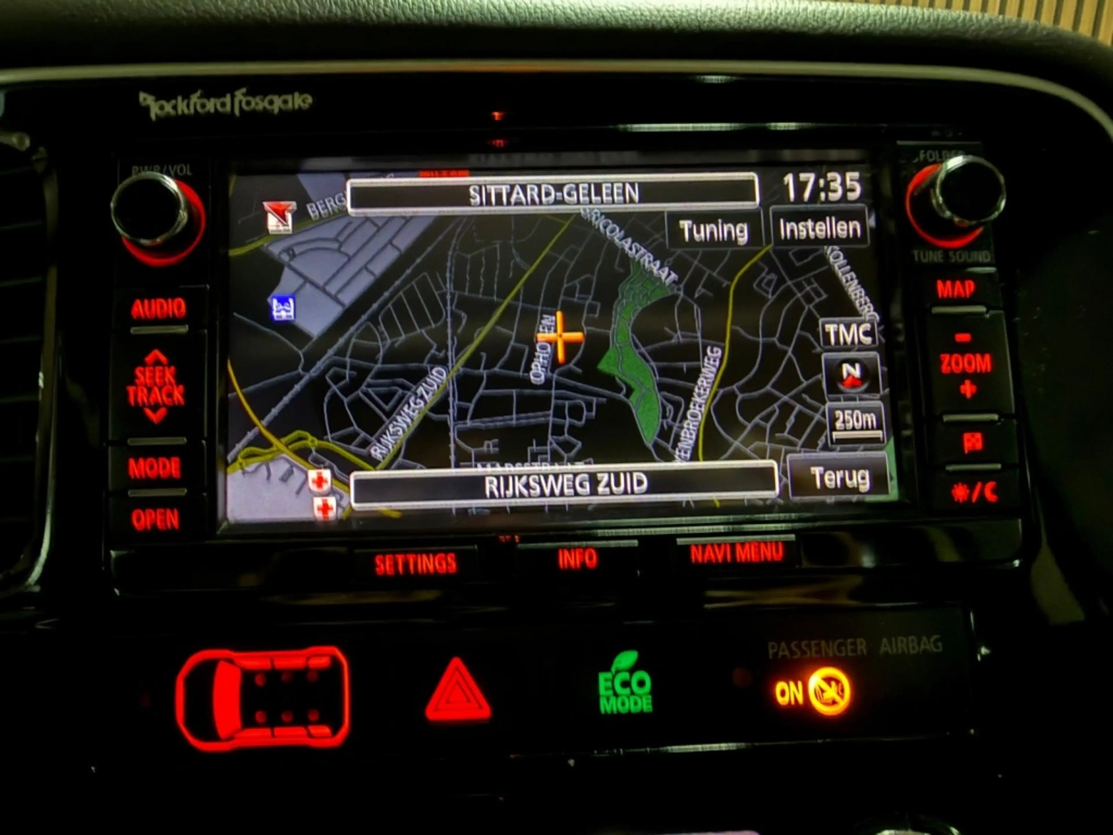 Mitsubishi Outlander 2.0 PHEV Instyle — photo 15