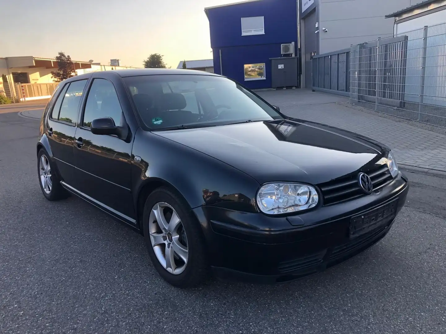 Volkswagen Golf 2.8 VR 6 4motion Zwart - 1