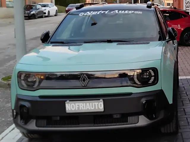 Renault R 4 ICONIC 150 CV  E-TECH ELECTRIC