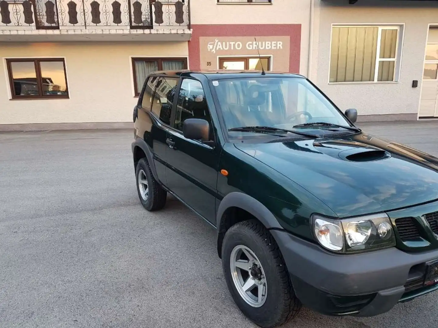 Nissan Terrano Terrano Hardtop 2,7 TDi Sportive Sportive Vert - 1