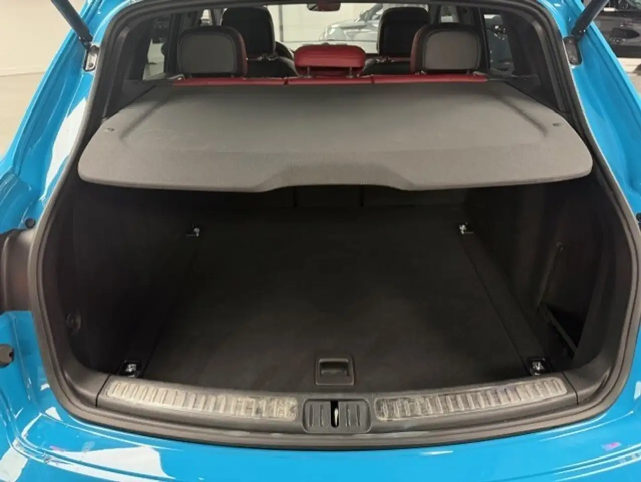 Porsche Macan снимка Porsche Macan