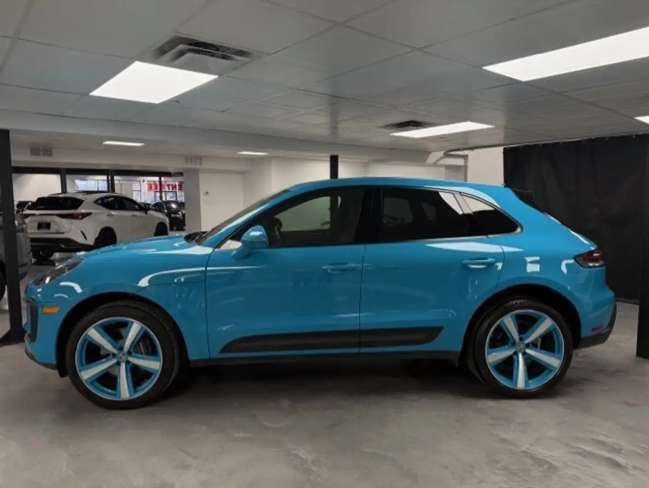 Porsche Macan снимка Porsche Macan