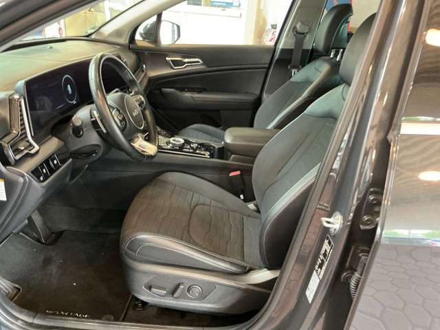 Imagine Kia Sportage 1.6 T-GDI 2WD Eco-Dyn.+ (48V M-H) DCT Spirit