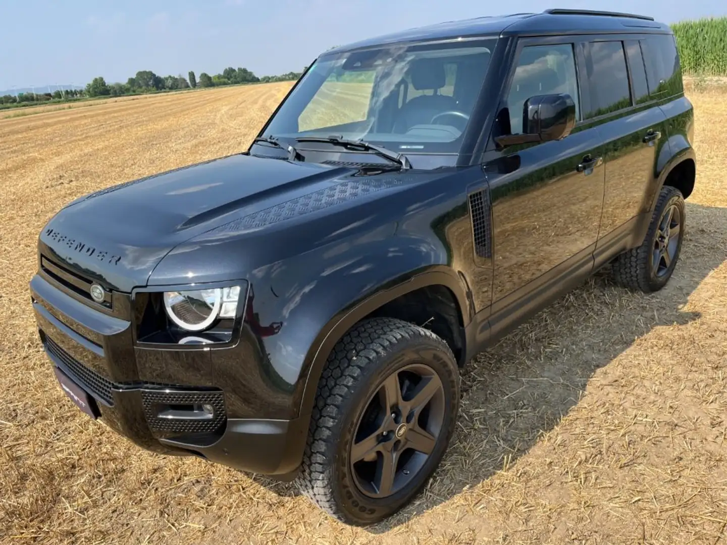 Land Rover Defender 110 3.0D I6 200CV AWD AUTO S TOTAL BLACK Nero - 1