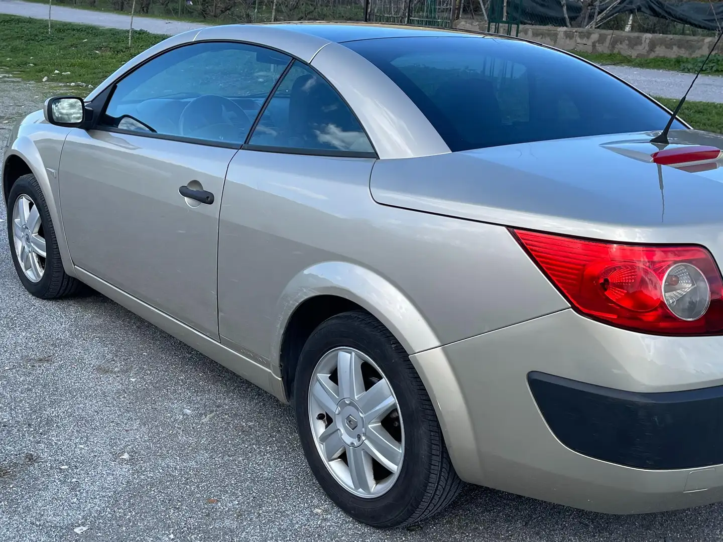 Renault Megane Mégane C.C. 1.6Confort Dynamique 115 Confort Dynamique Beige - 1
