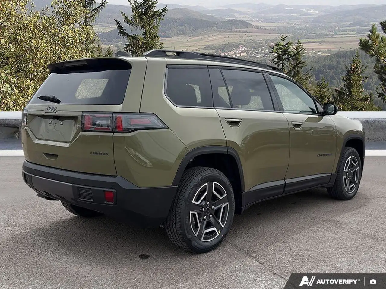 Jeep Cherokee снимка Jeep Cherokee
