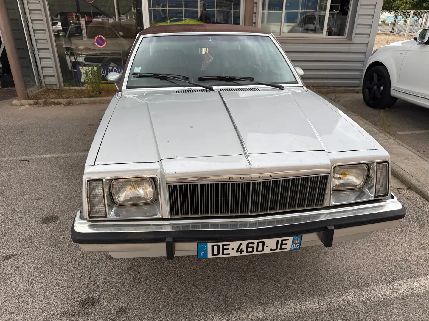 Buick Skylark Silber - 1