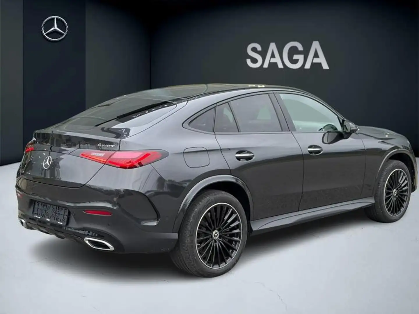 Mercedes-Benz GLC 300 e Coupé 4M AMG Pano Attelage Gris - 2