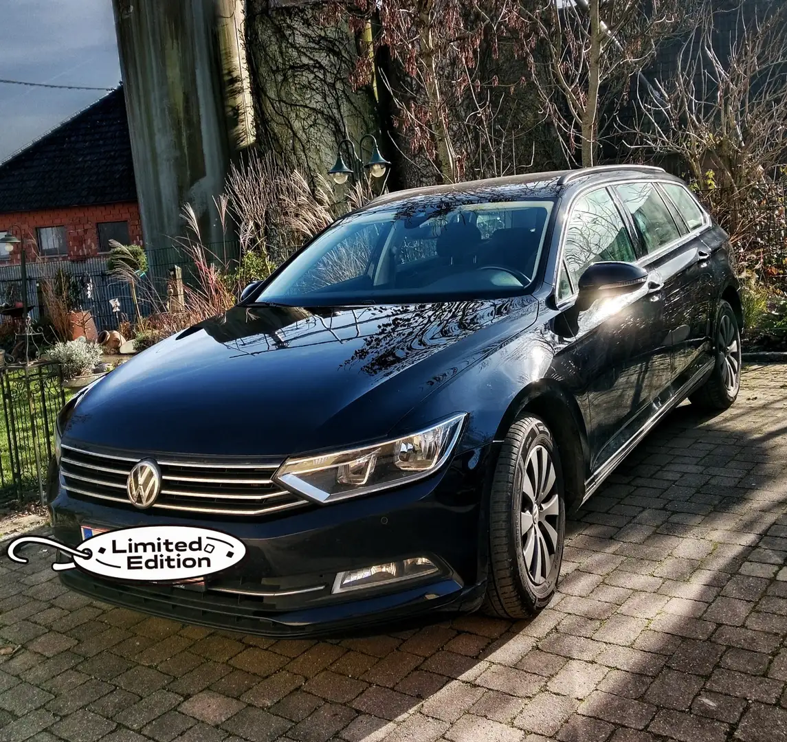 Volkswagen Passat Variant Passat Comfortline 2,0 TDI SCR DSG Schwarz - 1