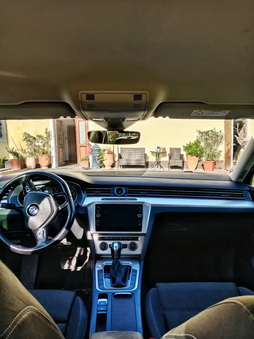 Volkswagen Passat Variant Passat Comfortline 2,0 TDI SCR DSG Schwarz - 2