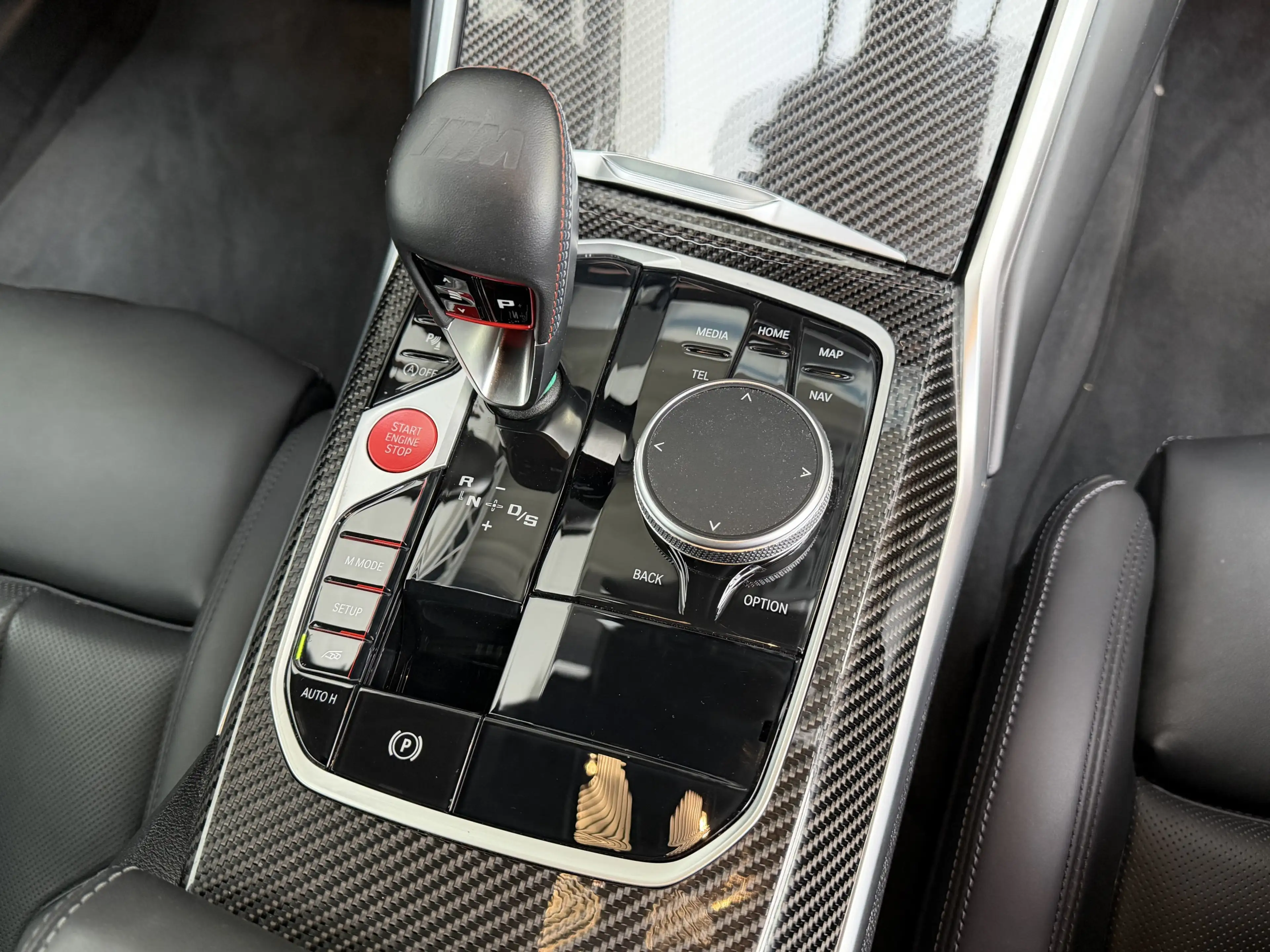 BMW M4 xDrive Comp. Carbon Int. Sitzlüftung ACC 360° — photo 25