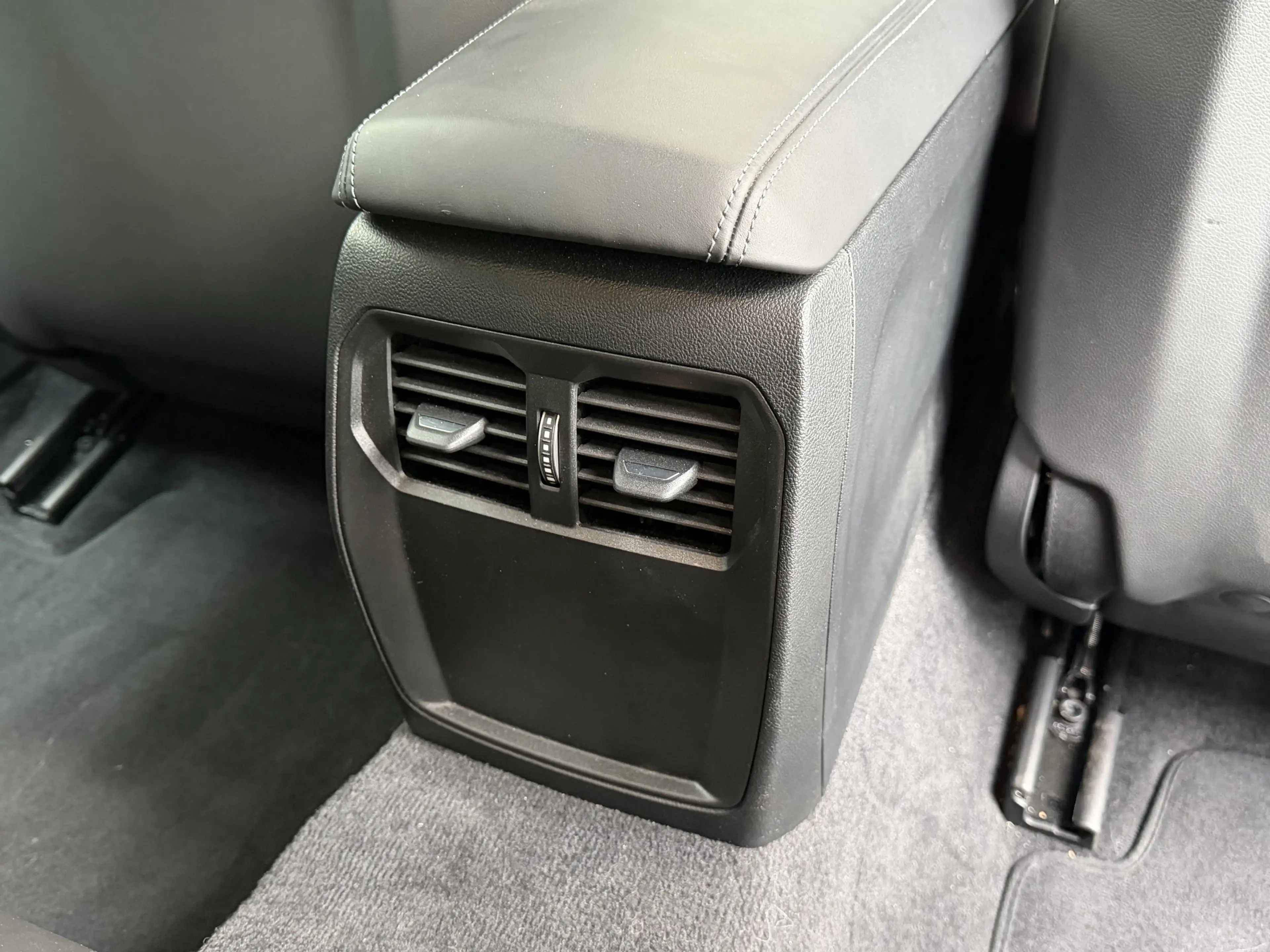 BMW M4 xDrive Comp. Carbon Int. Sitzlüftung ACC 360° — photo 22