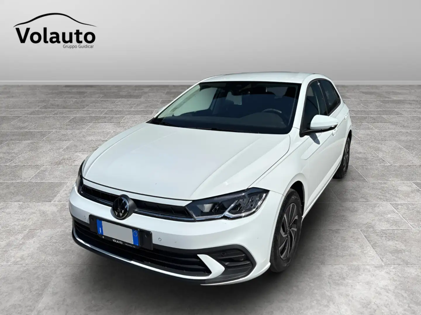 Volkswagen Polo VI 2022 - Polo 1.0 tsi Life 95cv Blanc - 1
