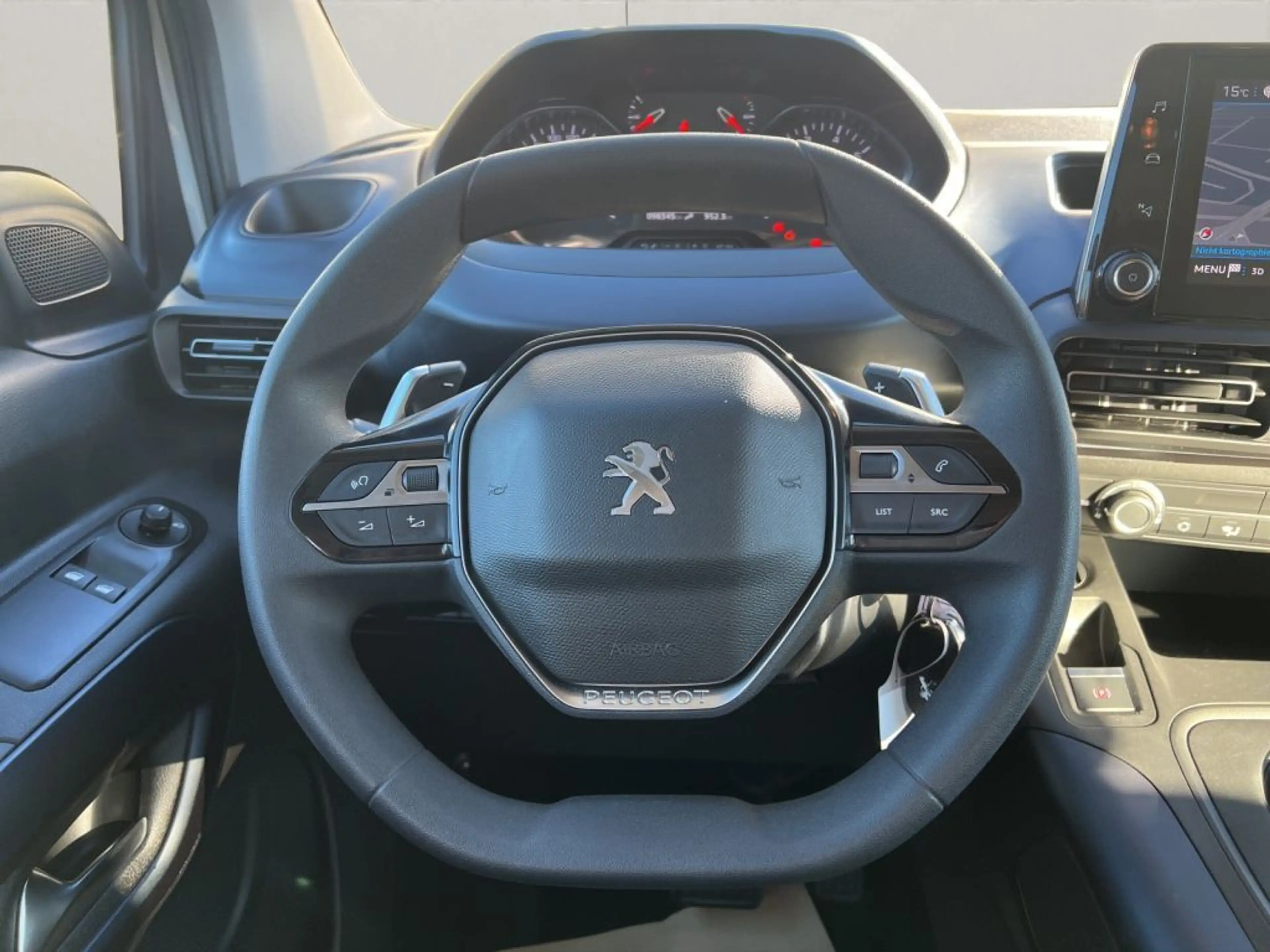 Peugeot Rifter PureTech 130 L1 EAT8 Allure — photo 12