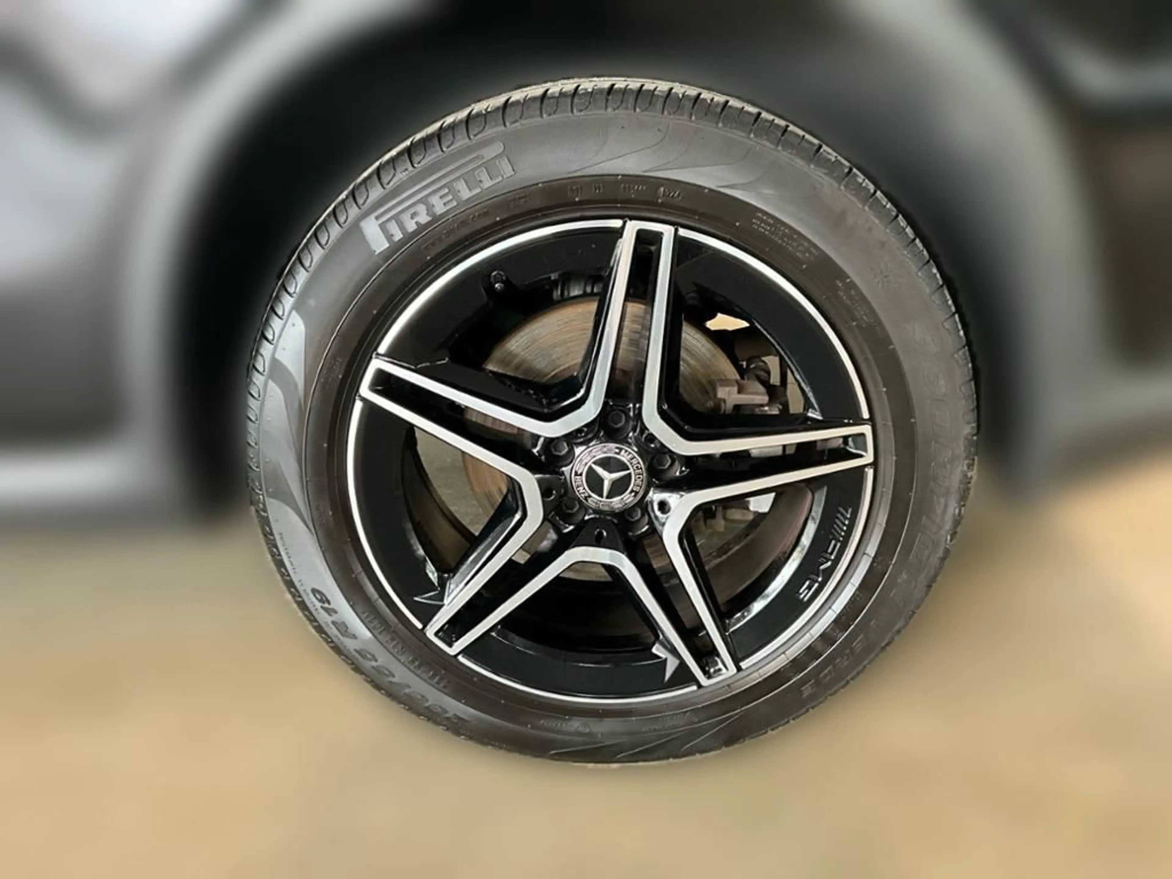 Mercedes-Benz GLC 200 4M AMG Line AUT DynLicht Fernlichtass. — photo 10