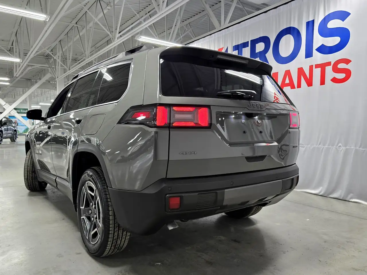 Jeep Cherokee снимка Jeep Cherokee