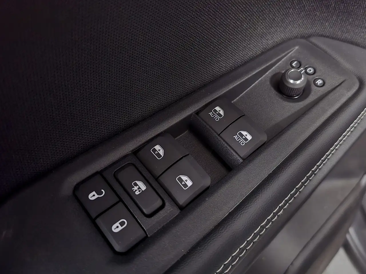 Jeep Cherokee снимка Jeep Cherokee