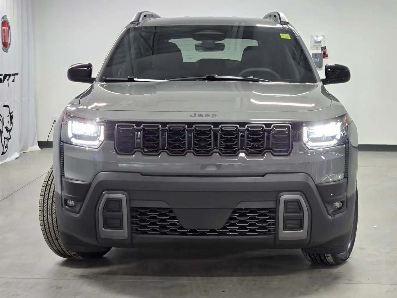 Jeep Cherokee снимка Jeep Cherokee