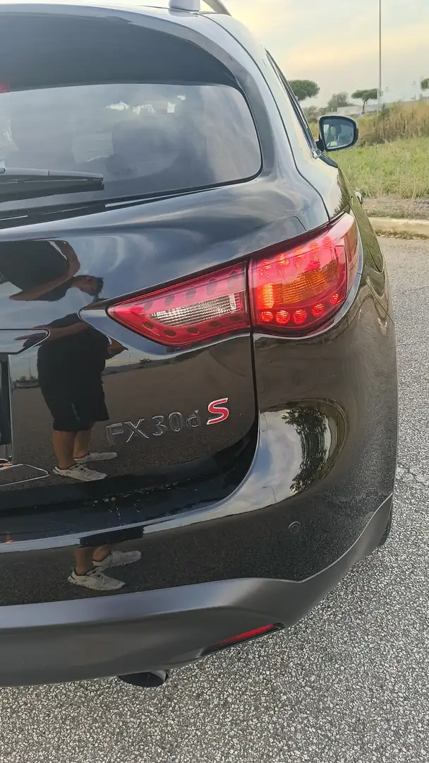 Infiniti FX 3.0d V6 S Premium awd auto - 2