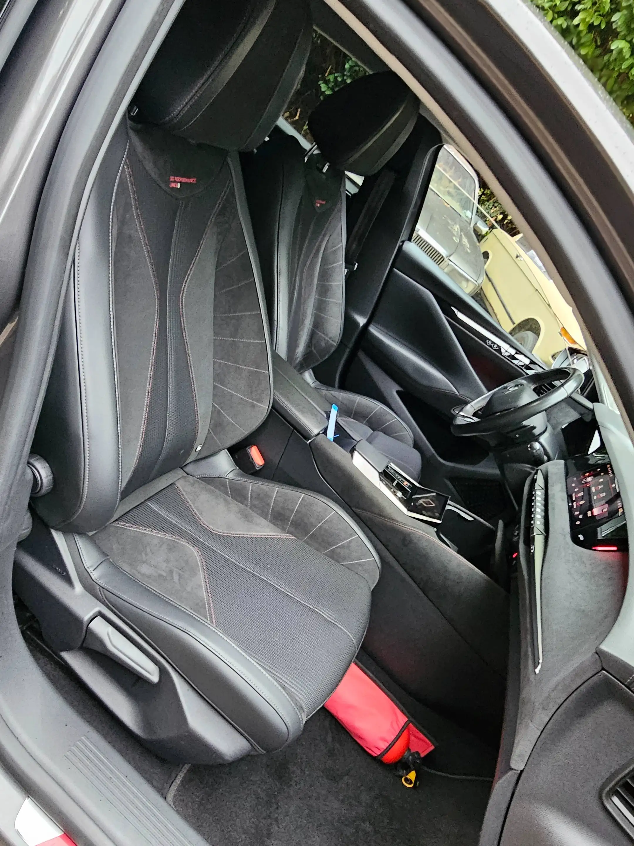 DS Automobiles DS 4 DS 4 PHEV 1.6 E-TENSE Bastille (165 kW) — photo 15