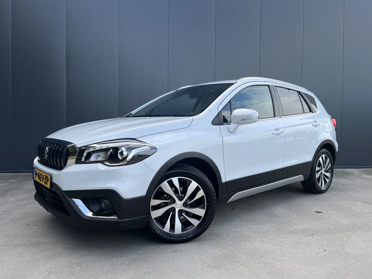 Suzuki S-Cross 1.4 AUTOMAAT Boosterjet Stijl PANO DAK ADAPT CRUIS Weiß - 1