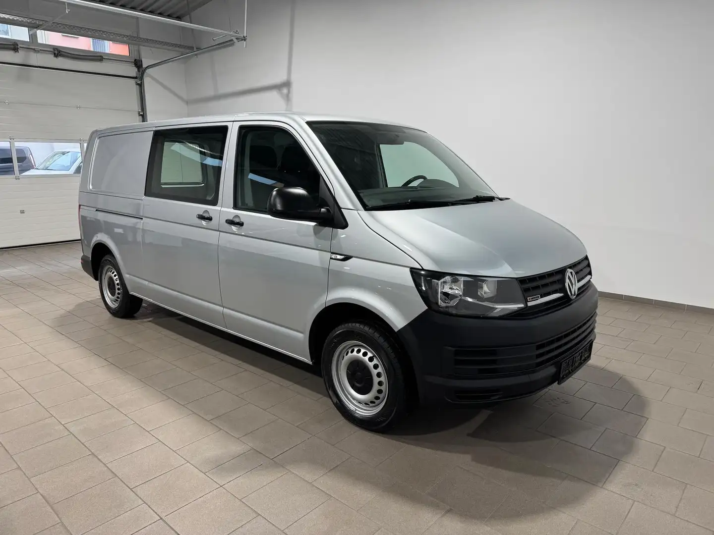 Volkswagen T6 Transporter T6 Kasten,4Motion,LR,Klima,AHK,2 Schiebet. Silber - 1