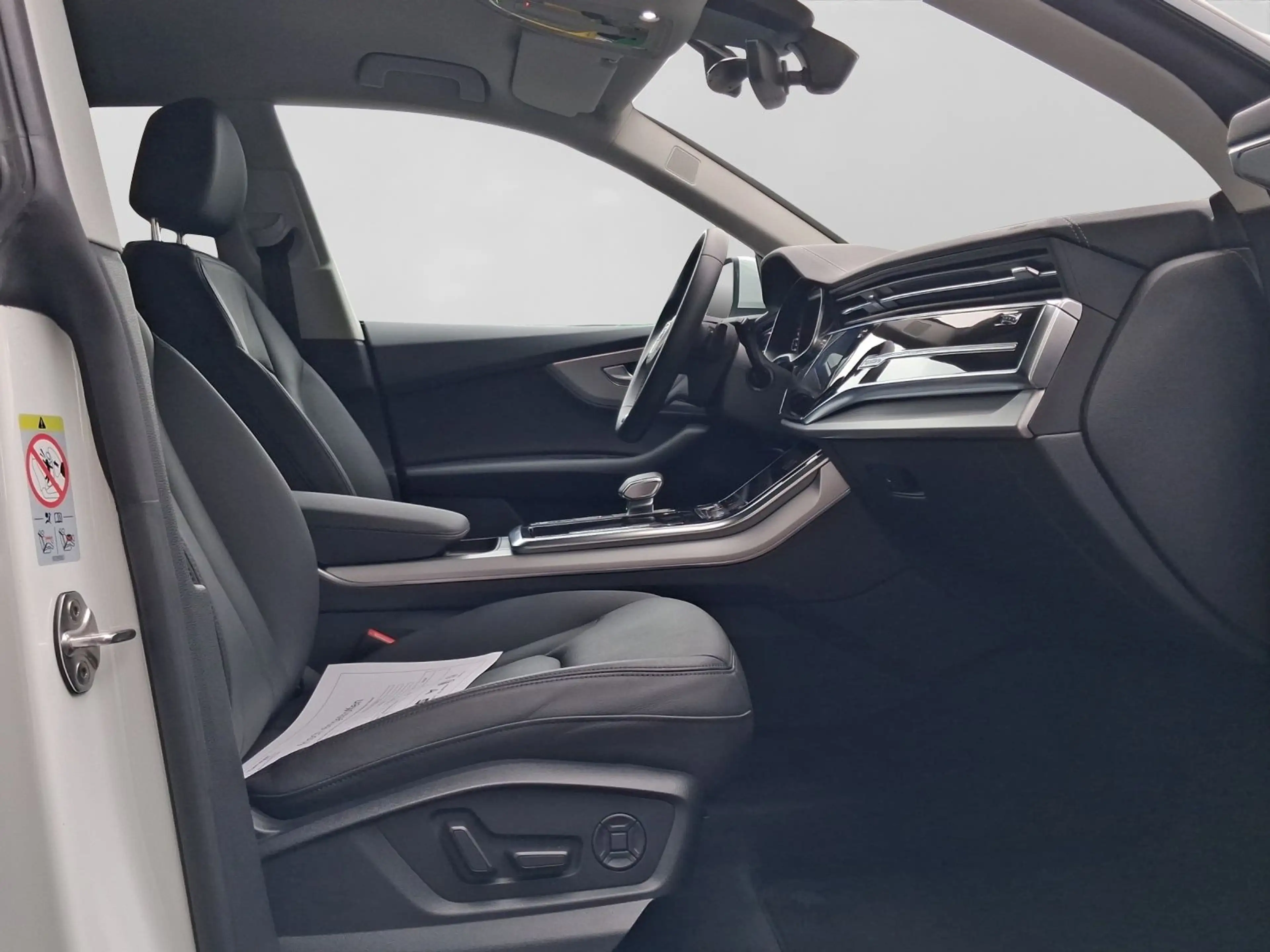 Audi Q8 55 TFSI Q AHK LM19 BuO OPS+ MATRIX — photo 4
