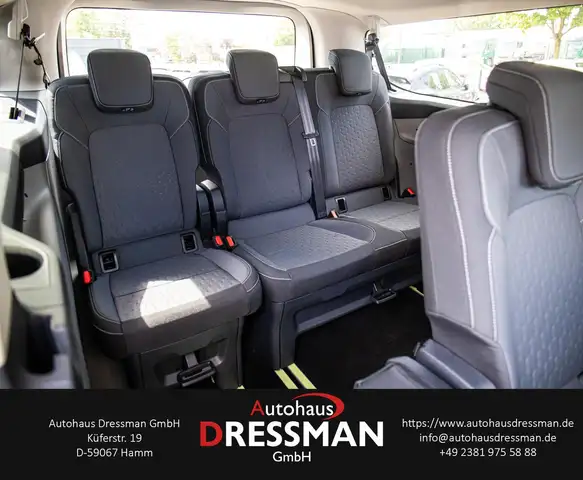 Ford Tourneo Custom view 13