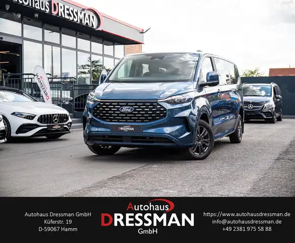 2026 Ford Tourneo Custom in Blue for sale