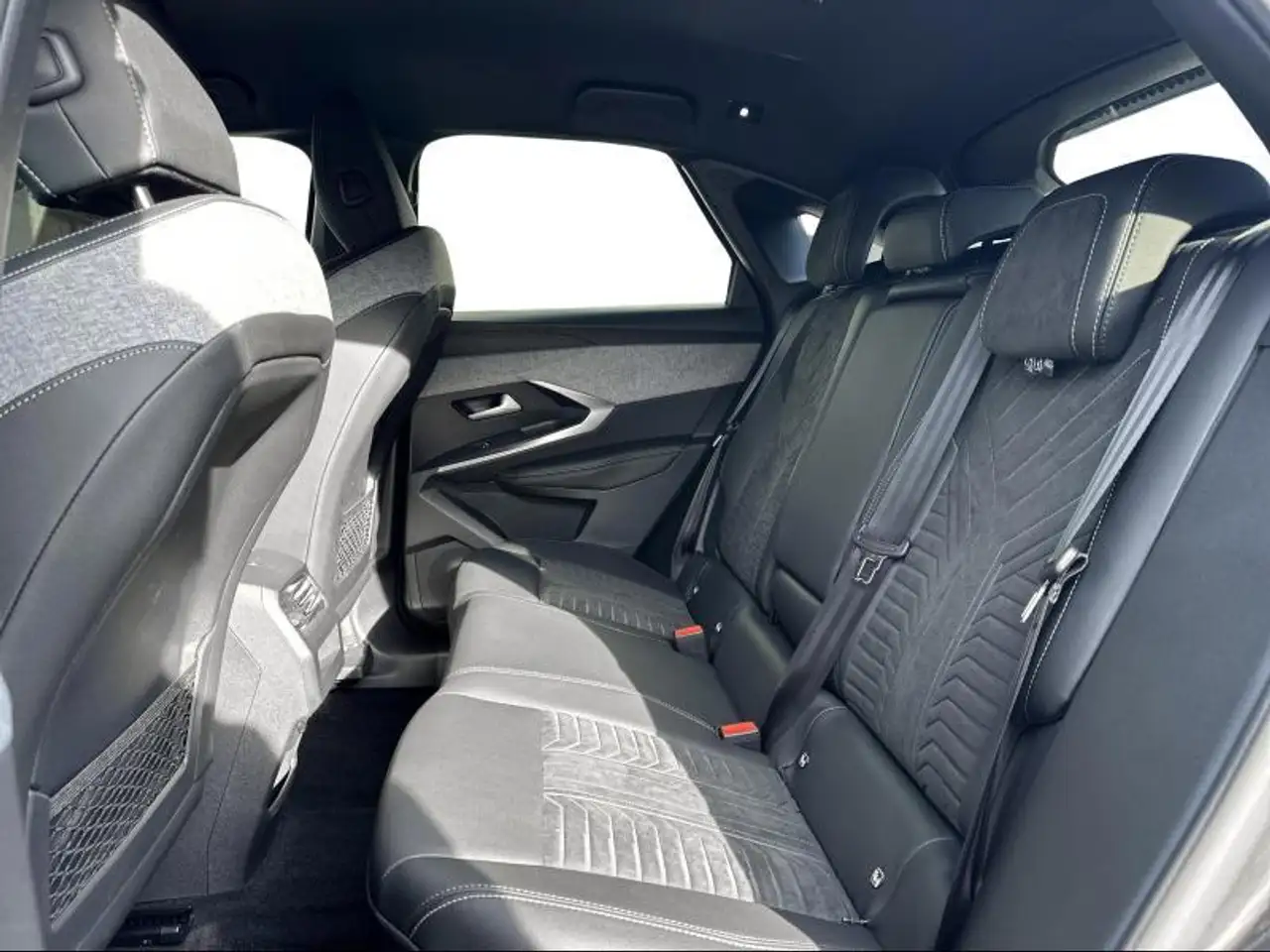 Peugeot 3008 GT *CAMERA*GPS*TOPDEAL*EERSTE EIGENAAR* 7