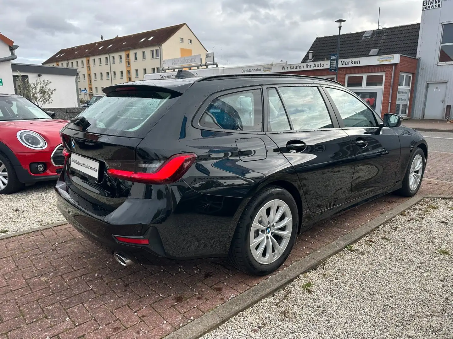 BMW 330 i*xDr*Advantage*LASER*HUD*HIFI*DAB* Schwarz - 2