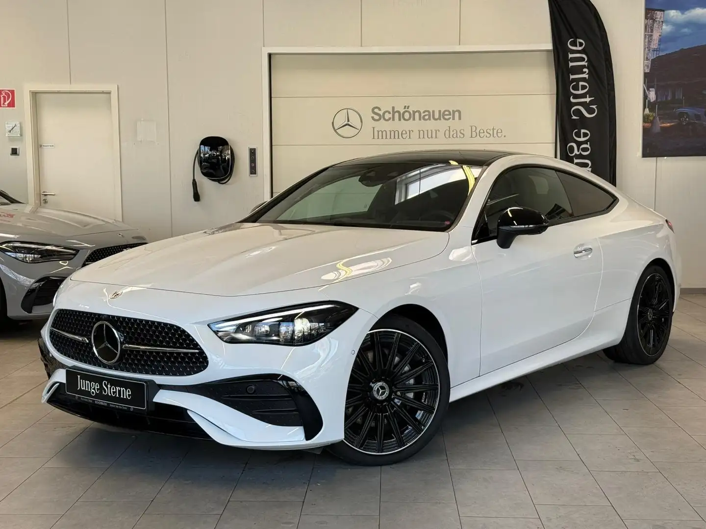 Mercedes-Benz CLE 300 4M Coupé AMG+DISTR+HUD+PANO+BURM+NIGHT Weiß - 1