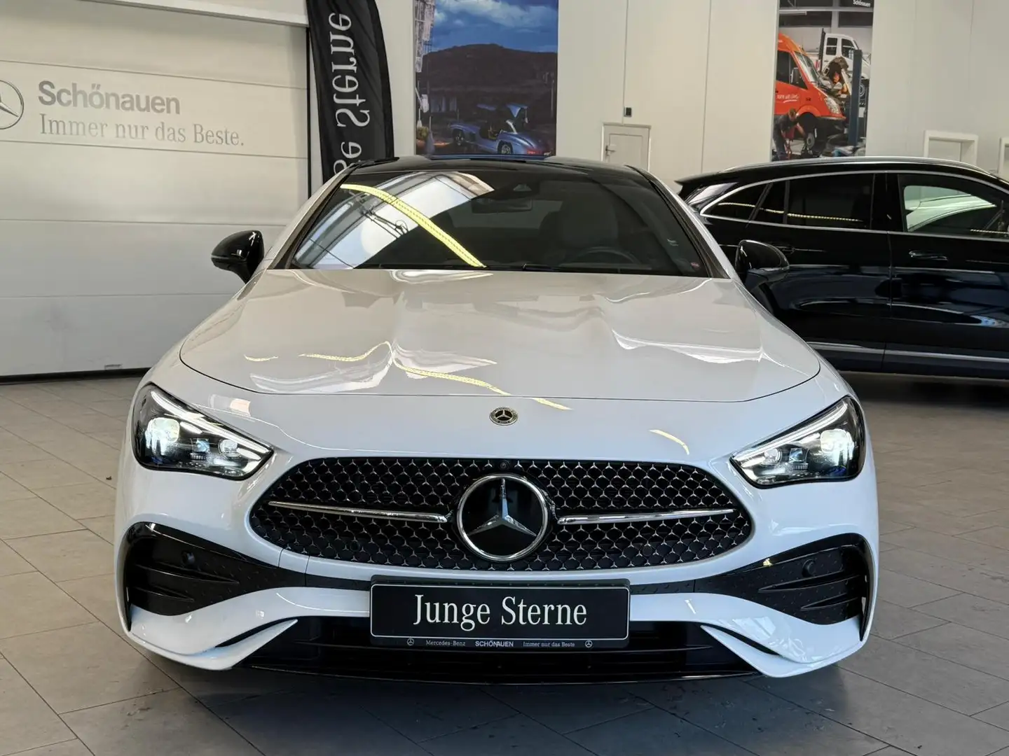 Mercedes-Benz CLE 300 4M Coupé AMG+DISTR+HUD+PANO+BURM+NIGHT Weiß - 2