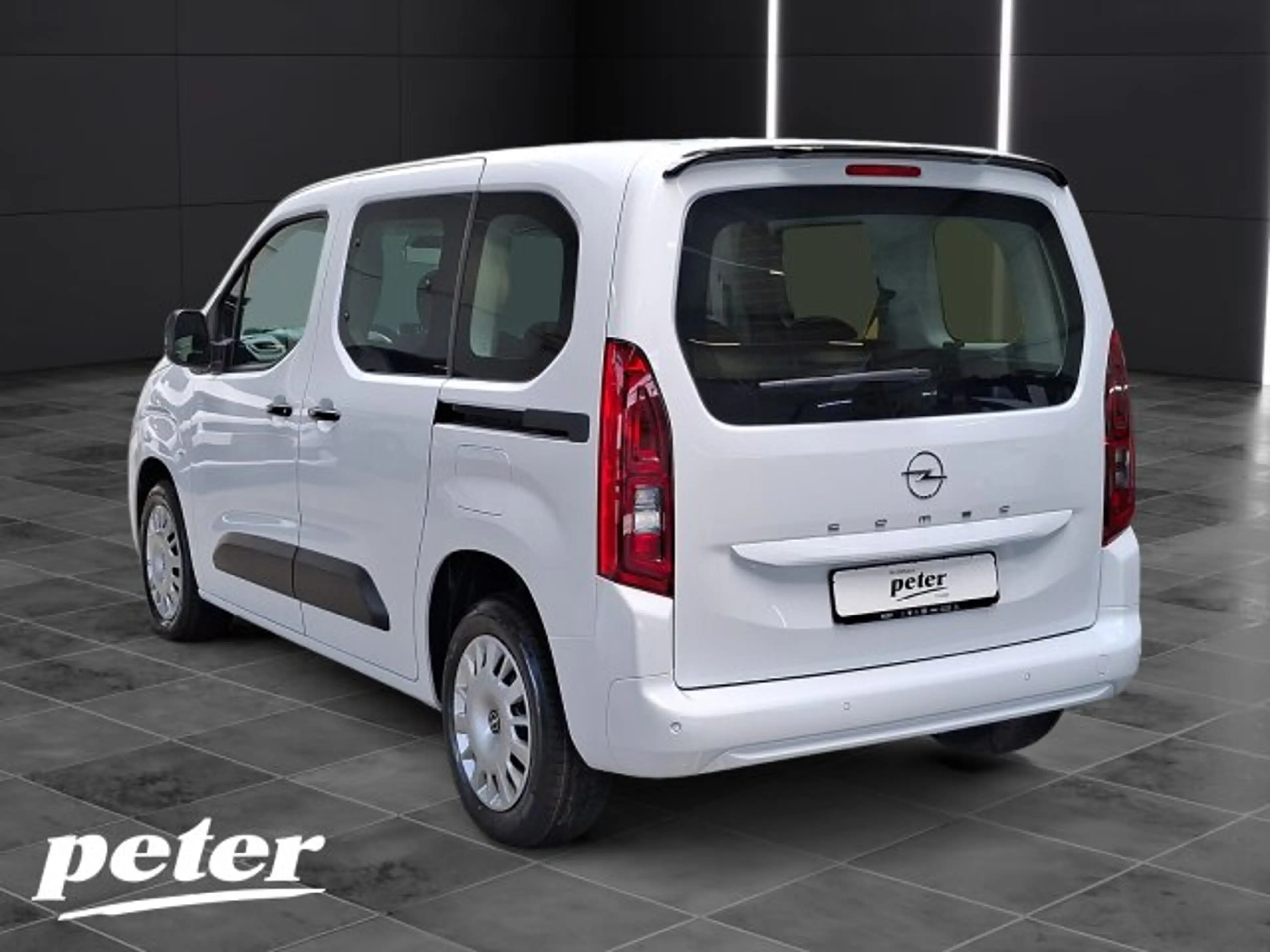 Opel Combo Life Edition 1.5 D 100 BAR-TZ +Matrix-Licht+Keyless+ — photo 3
