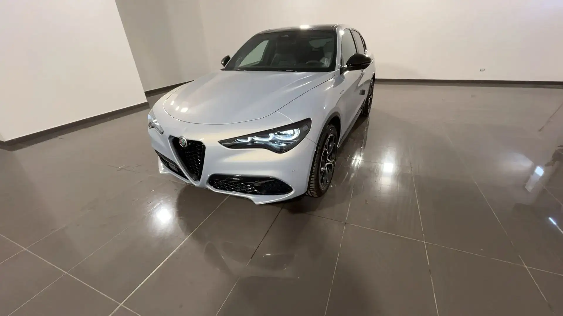 Alfa Romeo Stelvio Stelvio 2.2 t Veloce Q4 210cv auto Grigio - 1