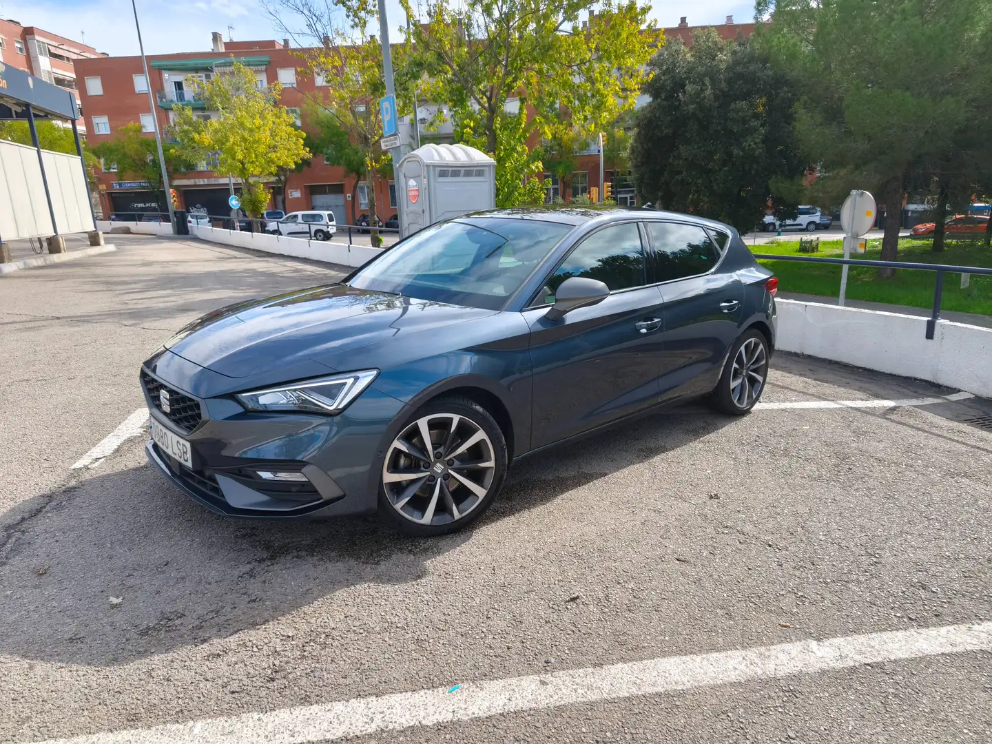 SEAT Leon León FR GO L 1.5 ETSI S/S DSG 150CV Gris - 1